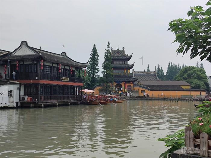 荣耀X60亮利剑:满分影像+5910mAh电池,黑马诞生